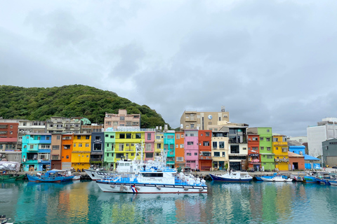 Keelung & New Taipei Instagram Photo Tour with Night Market