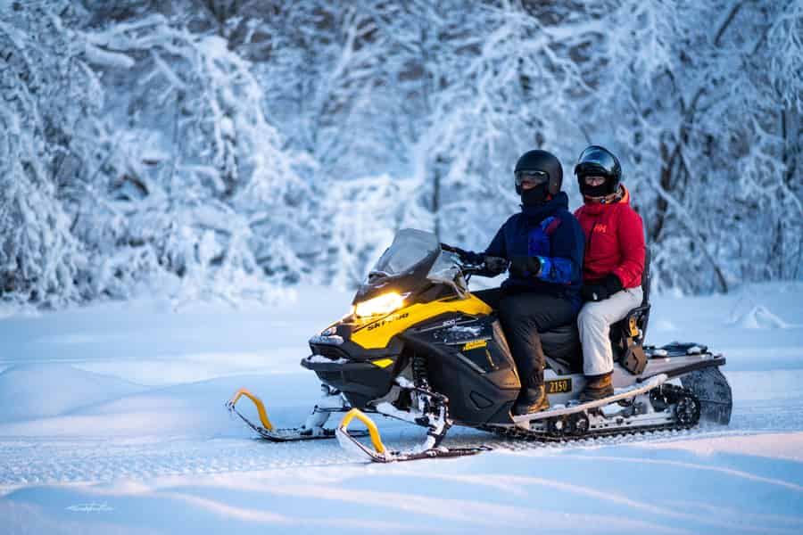 Tromsø: Schneemobil-Erlebnis. Foto: GetYourGuide