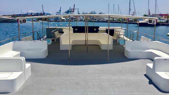 Valencia: paseo en barco con almuerzo y baño en Port Saplaya