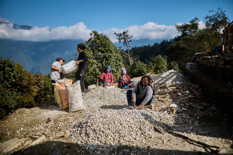 Pokhara: 2-Day Express Poon Hill Trek by Private Jeep All Inclusive With A Guide And Private Jeep
