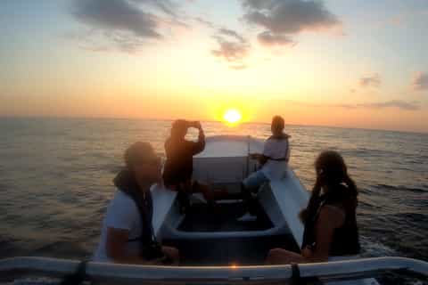 Lisbon: Serra da Arrábida Natural Park Sunset Boat Tour