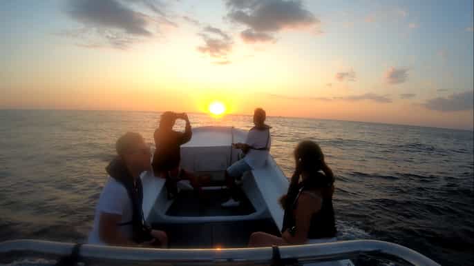 lisbona tour in barca al tramonto del parco naturale della serra da arrábida