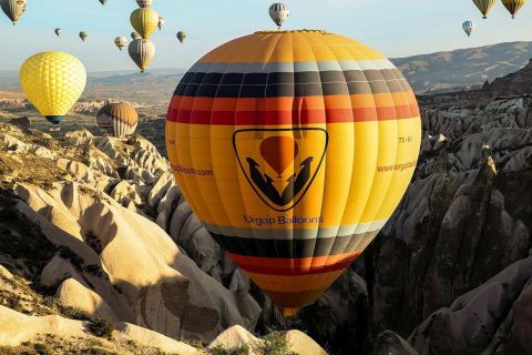 Cappadocia: Discover Sunrise with a Hot Air Balloon