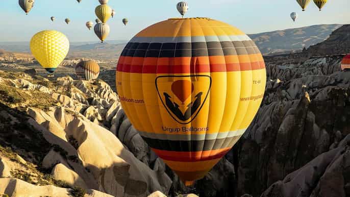 discover the beauty of cappadocia by hot air balloon
