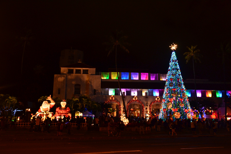 Oahu: Recorrido de las Luces Navideñas en Tranvía por Waikiki