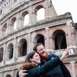 Rome: Forum & Colosseum 3-Hour Tour with VR Experience