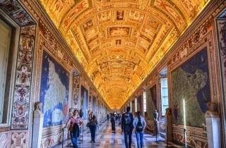 Tour durch die Vatikanischen Museen - Bevorzugter Zugang