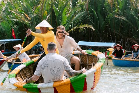 Hoi An: Cooking Class & Bamboo Basket Boat Riding Tour - Image 2