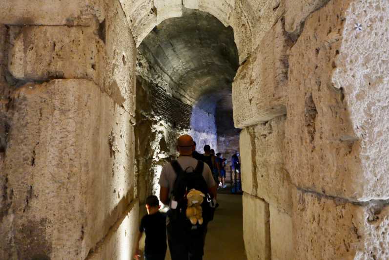 Roma: tour guidato dei sotterranei e dell'arena del Colosseo