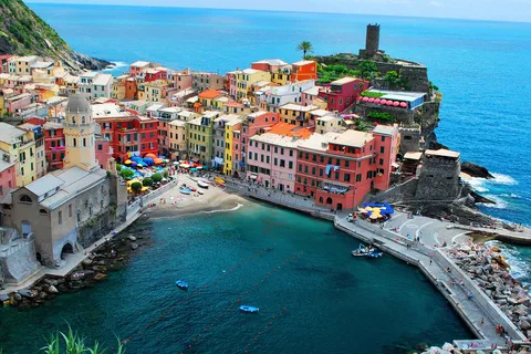 From Florence: Cinque Terre Day Trip with Lunch