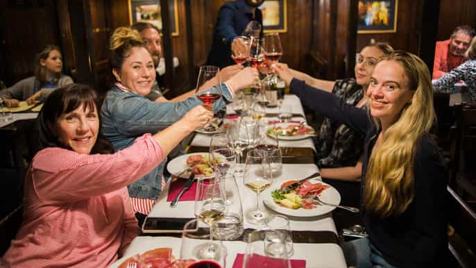 wine and cheese tasting in rome