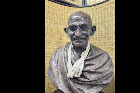 Mumbai: Half Day Sightseeing Tour with Elephanta Caves Mumbai: Half Day Sightseeing Tour with Meeting Point