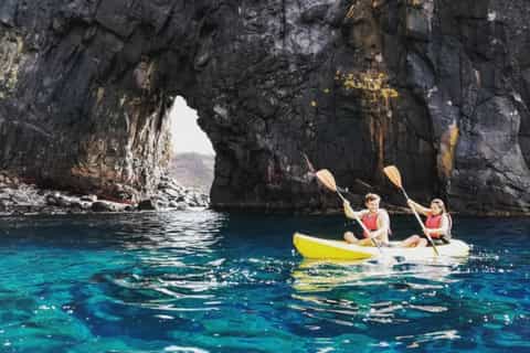 Madeira: Guided Kayak Tour to Ponta de São Lourenço
