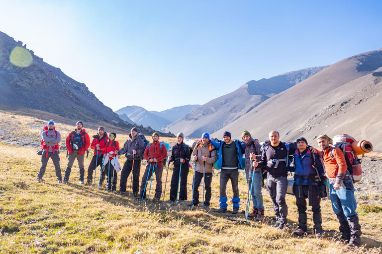3-Day Mount Bazarduzu Summit Expedition in Azerbaijan