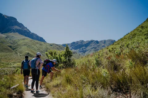 Jonkershoek: Vandring till vattenfall och safari med fyrhjulsdrivna fordon