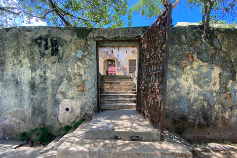 Zanzibar: Nakupenda Sandbank & Prison con Pranzo Incluso Honeymoon & Wedding Anniversary