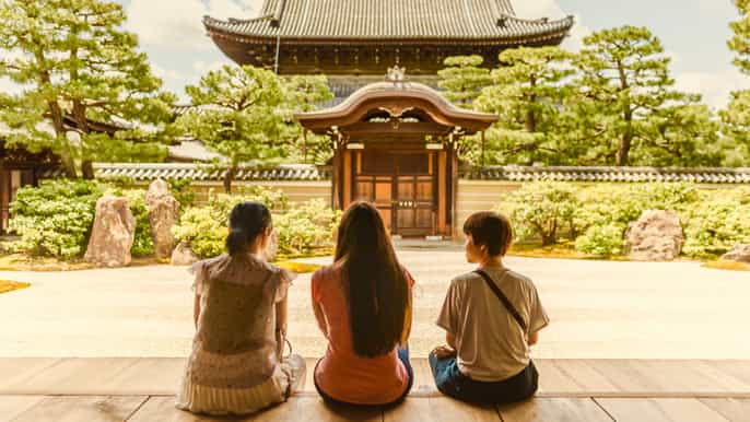 kyoto private customized walking tour with a local