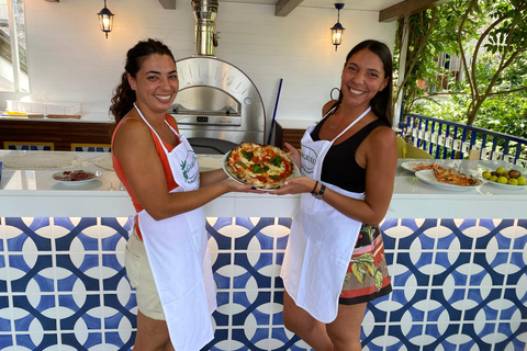 Desde Sorrento: Clase de elaboración de pizza con vistas al VesubioEscuela de Pizza con vistas al Vesubio desde Sorrento