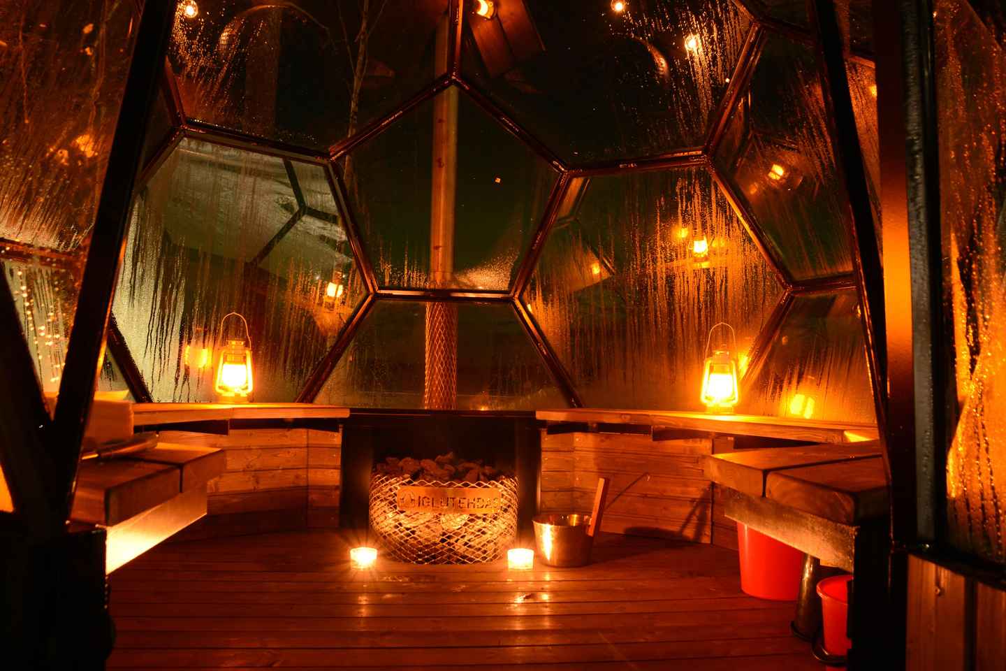 Jyvaskyla: Pampering Sauna at Lakeland's Laguna Beach