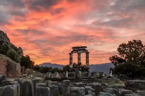 ''Full Day in Delphi, Monastery of Hosios Loukas, Livadia ''