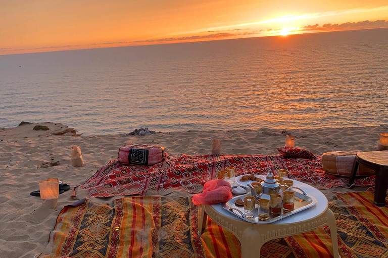 Agadir: Sunset Sandboarding Adventure, Canyon Tour & Dinner