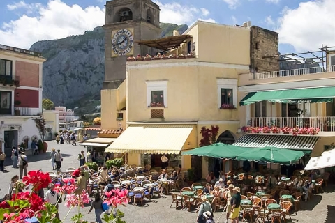 Z Neapolu: wycieczka całodniowa po CapriTylko wyspa Capri z miejscem zbiórki