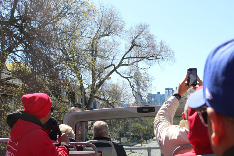 Toronto: Hop-On Hop-Off Bus Tour with Harbour Cruise