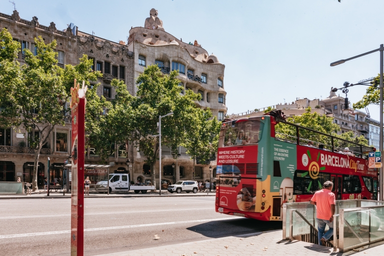 Barcelona: hop on, hop off-stadstour voor 1 of 2 dagenHop on, hop off 2-dagenkaart