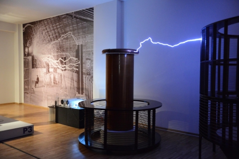 Zagreb: entrada al Museo Técnico Nikola Tesla
