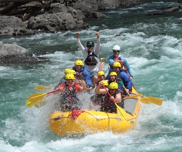 Glacier National Park: Whitewater Rafting with Dinner