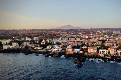 Catania: City Highlights Walking Tour