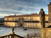 Santiago de Compostela, Hostal de los Reyes Católicos Tour - Hizvo