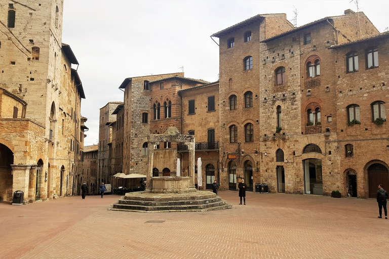 Florence : Excursion d'une journée à Sienne et San Gimignano avec déjeuner et vin