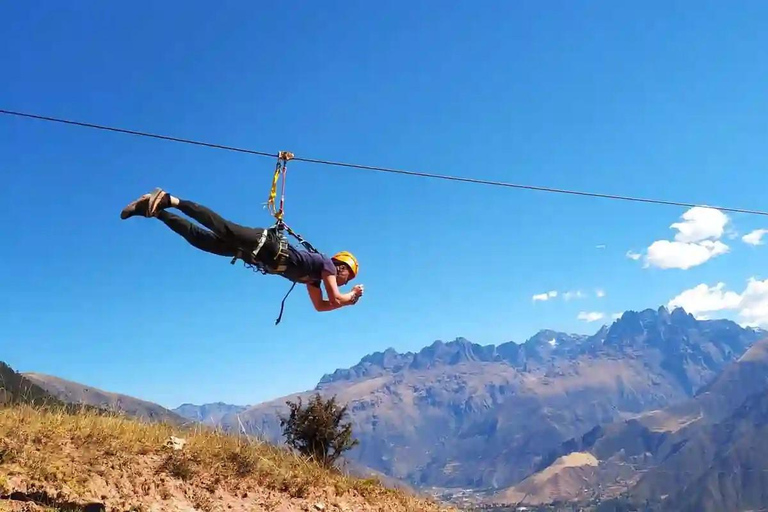 Cusco from the Heights: Zipline in the Sacred ValleyCusco dall&#039;alto: Zipline nella Valle Sacra