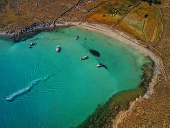 Desde Ornos: Crucero Privado de Mykonos a Delos y la Isla de Rhenia
