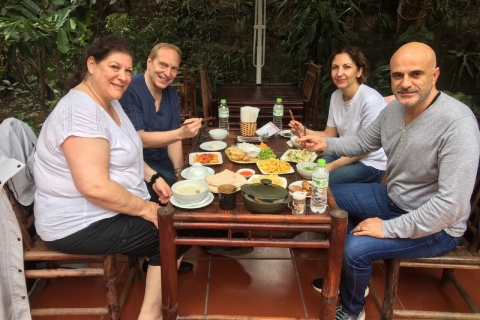 Hanoi: visite d'une journée à Hoa Lu, Hang Mua et Tam Coc