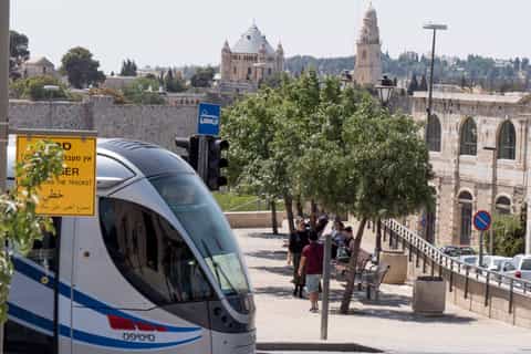 From Tel Aviv: Old & New Jerusalem Full-Day Small-Group Tour