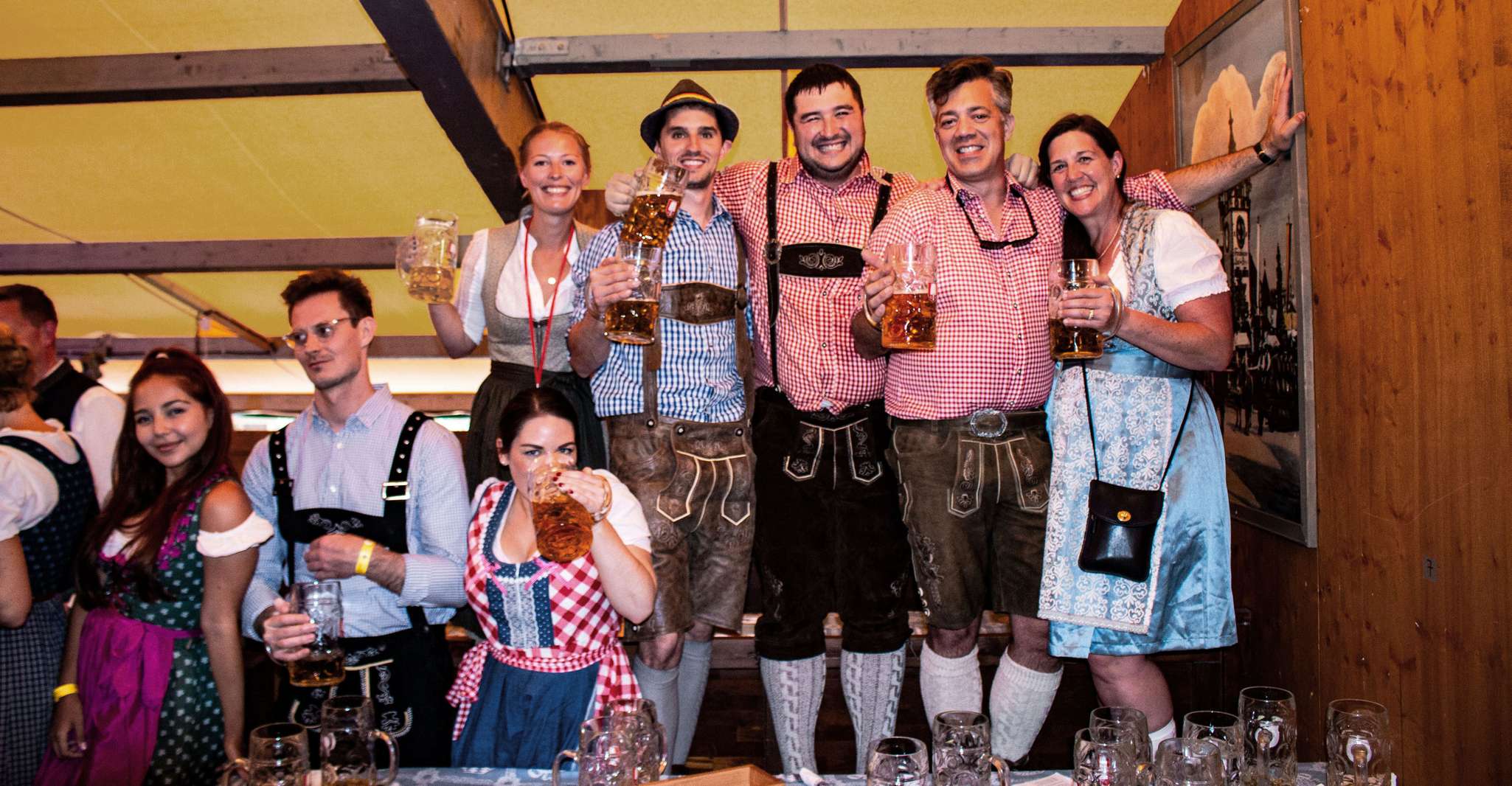 Munich: Oktoberfest Tour with Tent Reservation, Food & Beer photo 4