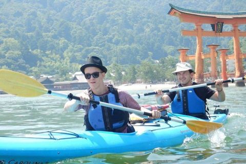 Hiroshima: Itsukushima Shrine Sea Kayaking Experience