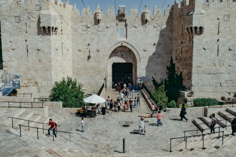 Tel Aviv: dagtocht oude stad Jeruzalem & Dode Zee met gidsTour in het Frans