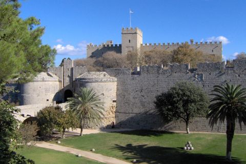 Rhodes Town: Private Walking Tour with a Licensed Guide