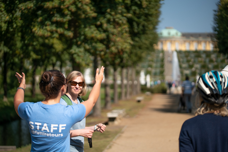 Visite à vélo des jardins et palais de Potsdam au départ de BerlinVisite de groupe en anglais