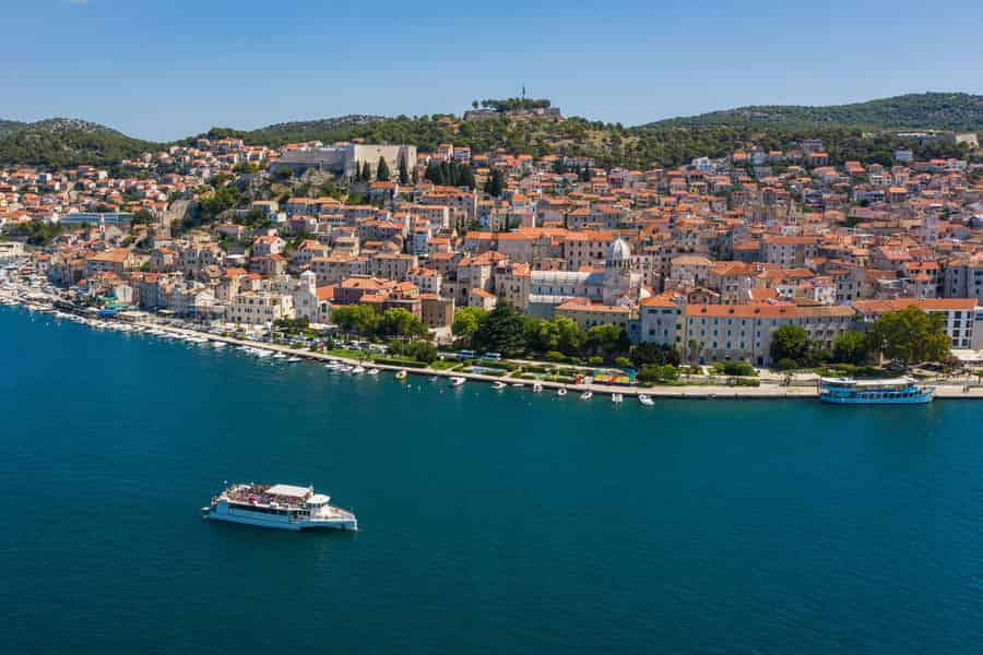 Ab Vodice: Nationalpark Krka Wasserfälle-Bootstour. Foto: GetYourGuide Ab Vodice: Nationalpark Krka Wasserfälle-Bootstour. Foto: GetYourGuide