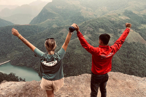 Excursão de luxo de 4 dias de motocicleta em Ha Giang Loop com Easy Rider