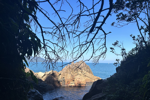 Ubatuba – Trilha Gruta do Pirata