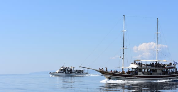 Ouranoupoli: Mount Athos Peninsula Cruise Past 8 Monasteries