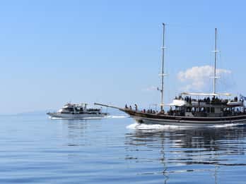 Ouranoupoli: Mount Athos Peninsula Sightseeing Cruise