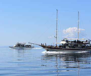 Ouranoupoli : Croisière touristique sur la péninsule du Mont Athos