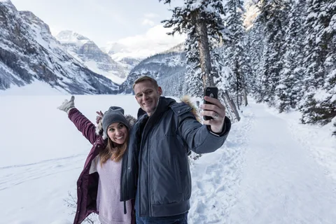 From Banff: Lake Louise & Yoho Full Day Tour