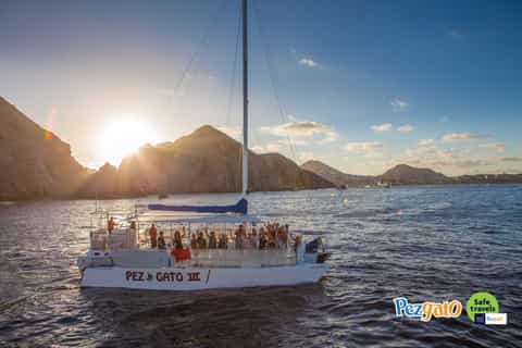 Cabo San Lucas: Sunset Party Cruise met open bar